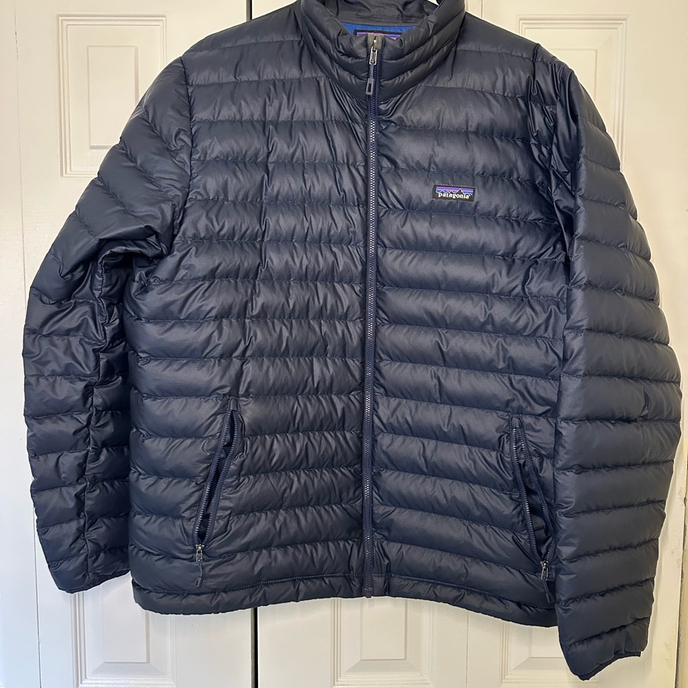 Patagonia Men's Dark Blue/Navy Down Sweater Puffer Jacket - packable